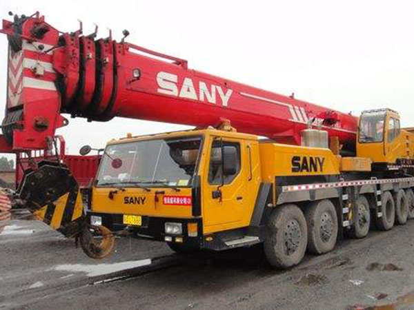 冬季隨車吊應該怎樣保養和操作注意事項？